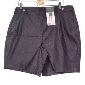 Rafaella Women's Comfort Stretch Black Bermuda Shorts With Button Detail Size 18